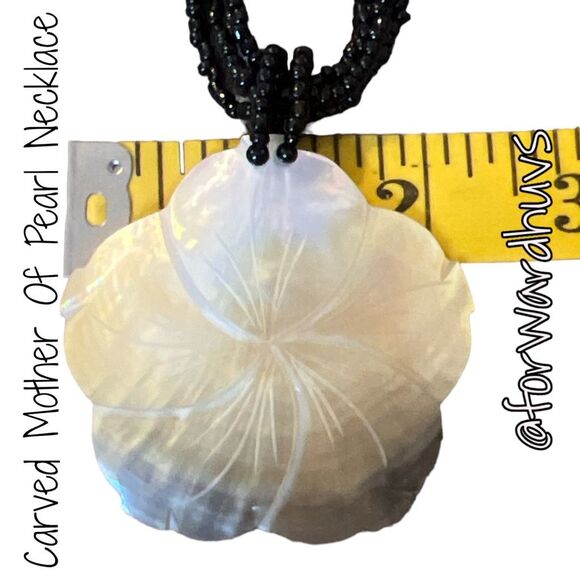 Handmade Mother of Pearl Hibiscus Necklace - Artistry in Every Petal - Picture 9 of 12